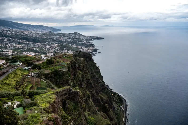 Cabo Girão, o miradouro de vidro mais alto da Europa